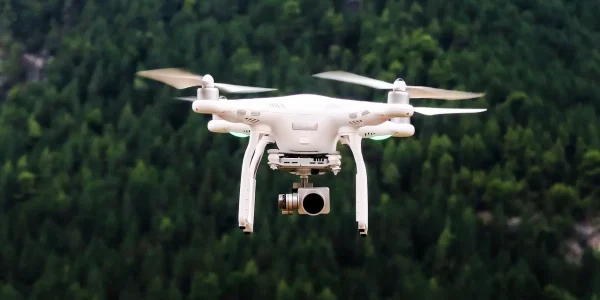 gdzie można latać dronem